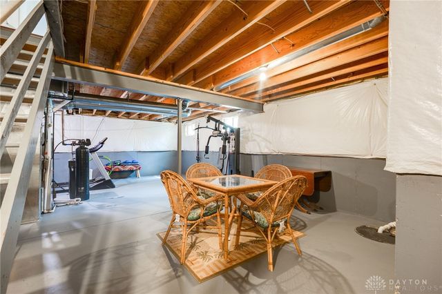 80 N Lakeshore Drive, Springboro, OH 45066