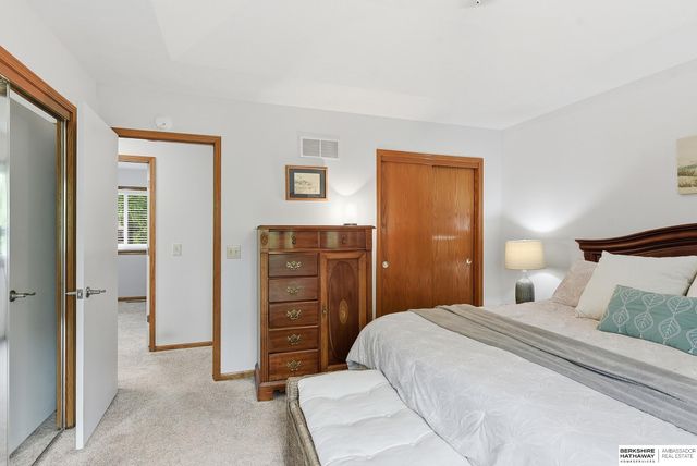 7611 S 137th Avenue, Omaha, NE 68138
