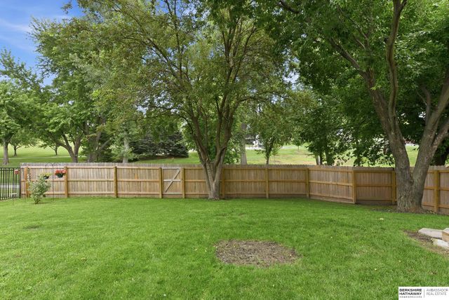 7611 S 137th Avenue, Omaha, NE 68138