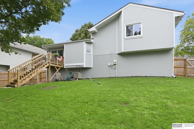 7611 S 137th Avenue, Omaha, NE 68138