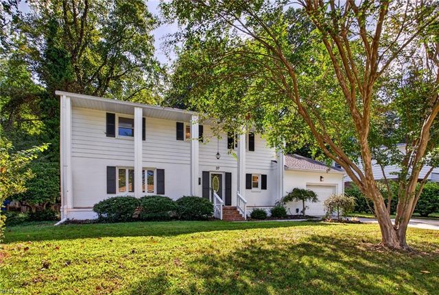 37 Indian Springs DR, Newport News, VA 23606