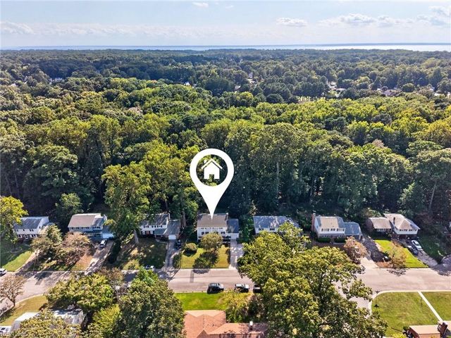 37 Indian Springs DR, Newport News, VA 23606