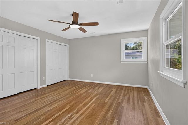 37 Indian Springs DR, Newport News, VA 23606