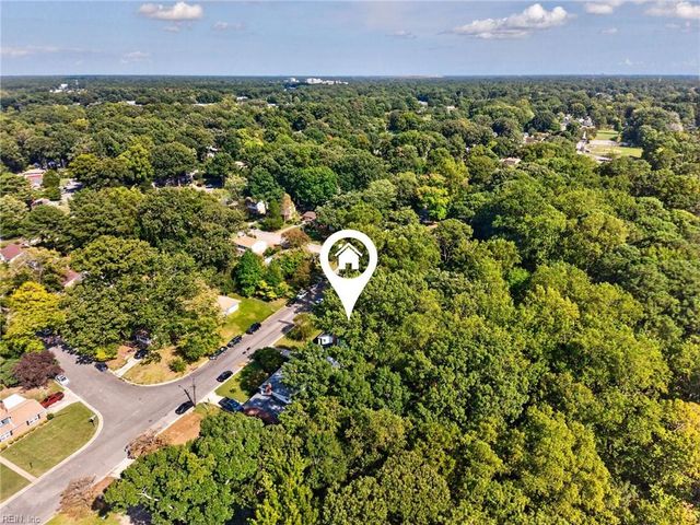 37 Indian Springs DR, Newport News, VA 23606