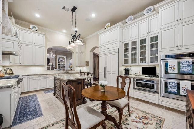 1101 Longmont Place Court, Houston, TX 77056