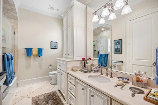 1101 Longmont Place Court, Houston, TX 77056