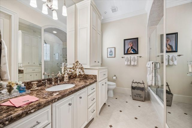 1101 Longmont Place Court, Houston, TX 77056