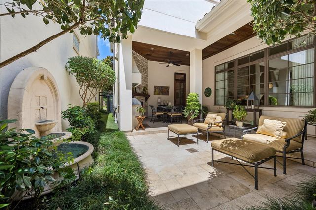 1101 Longmont Place Court, Houston, TX 77056