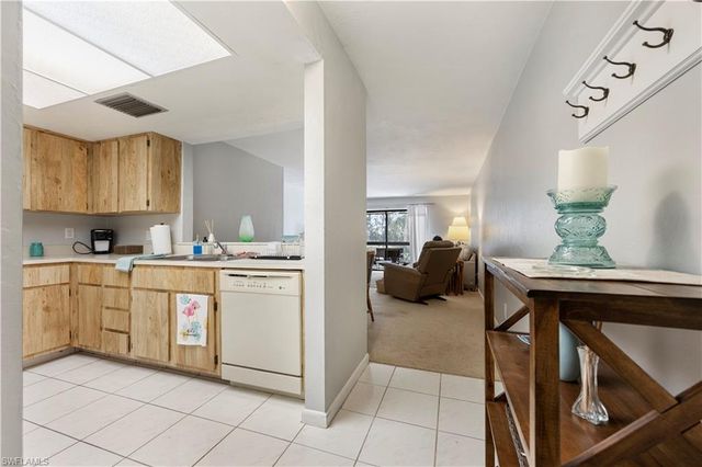 6142 Whiskey Creek DR 603, Fort Myers, FL 33919