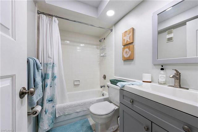 6142 Whiskey Creek DR 603, Fort Myers, FL 33919