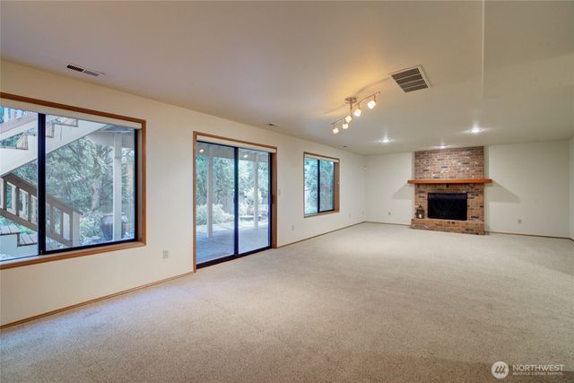 3620 169th Avenue NE, Bellevue, WA 98008