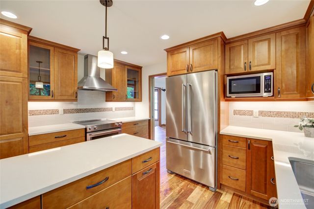 3620 169th Avenue NE, Bellevue, WA 98008