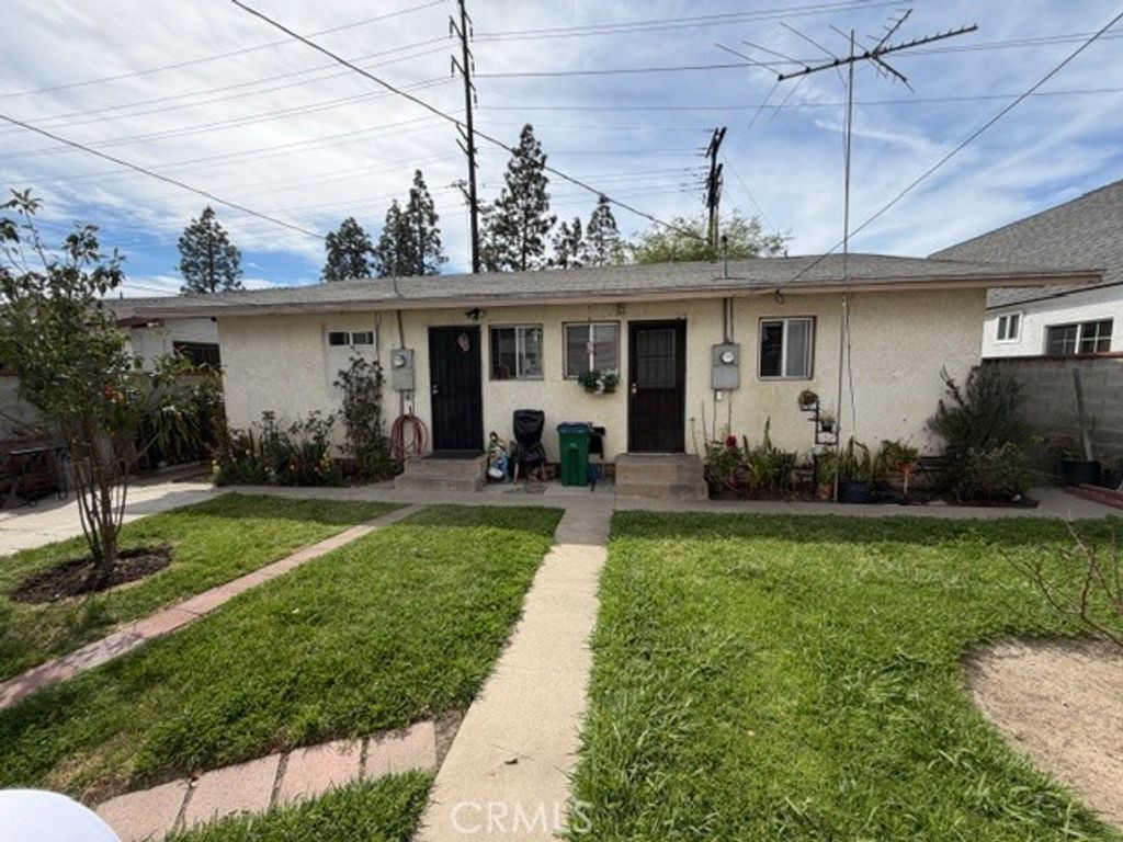 Image 2 of property listing at 932 N Harbor, Anaheim, CA 92805