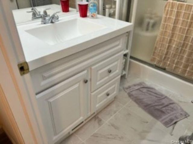 1661 Old Country Road 166, Riverhead, NY 11901