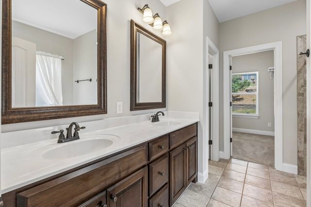 617 Excalibur Ct, Smyrna, TN 37167