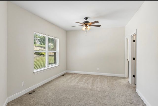 617 Excalibur Ct, Smyrna, TN 37167