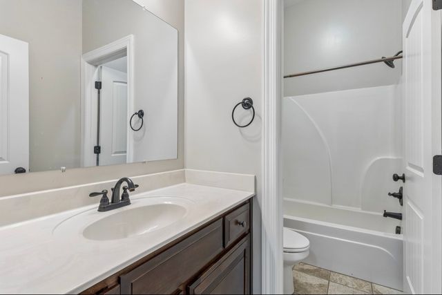 617 Excalibur Ct, Smyrna, TN 37167
