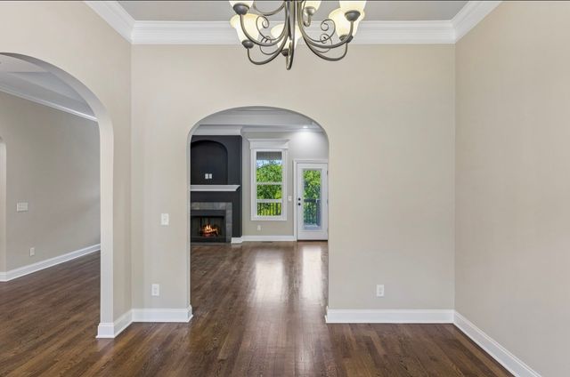 617 Excalibur Ct, Smyrna, TN 37167
