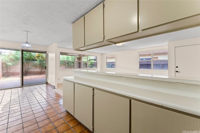 85-215 Ala Akau Street E, Waianae, HI 96792