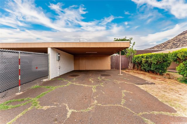 85-215 Ala Akau Street E, Waianae, HI 96792