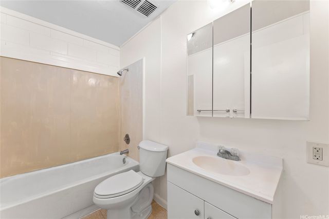 85-215 Ala Akau Street E, Waianae, HI 96792