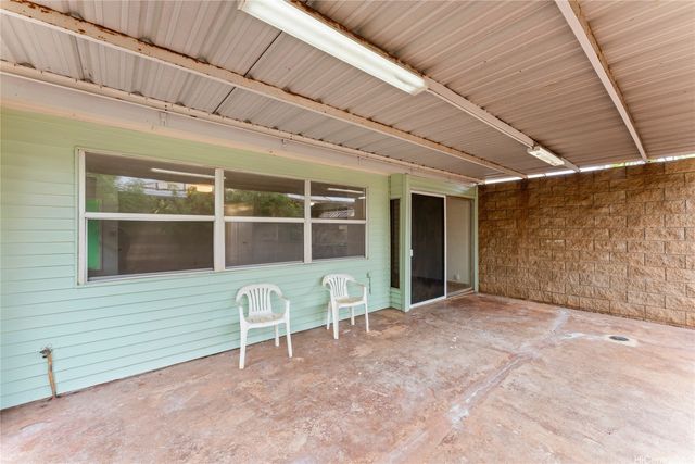 85-215 Ala Akau Street E, Waianae, HI 96792