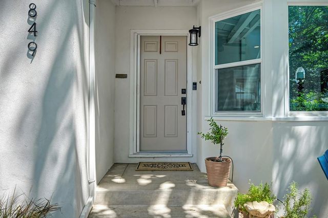 849 55th St, Sacramento, CA 95819