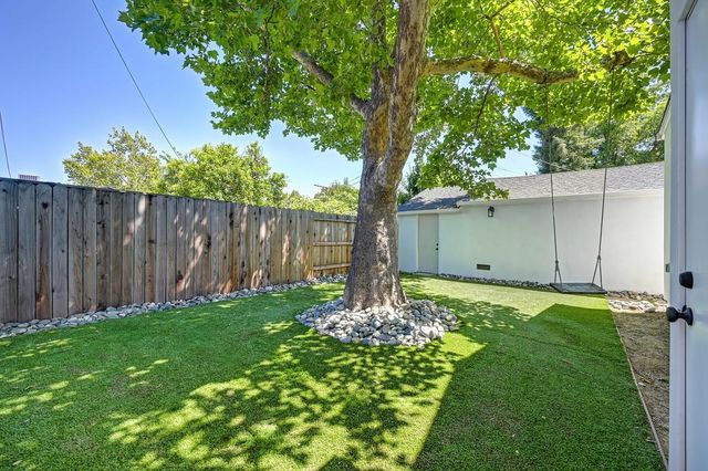849 55th St, Sacramento, CA 95819
