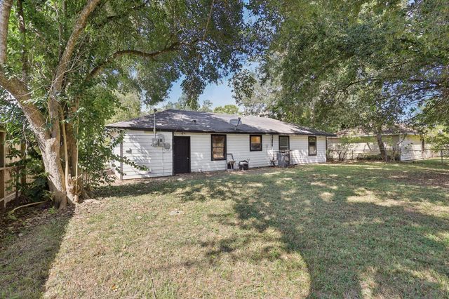 1206 Canterview Drive, Houston, TX 77047
