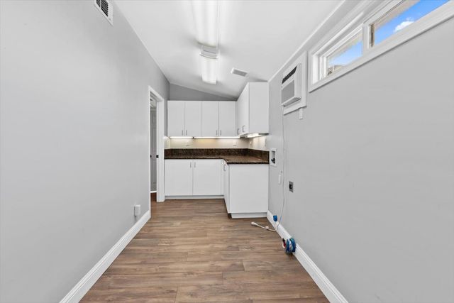 8335 Bailey Rd, Yuba City, CA 95993
