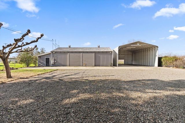 8335 Bailey Rd, Yuba City, CA 95993