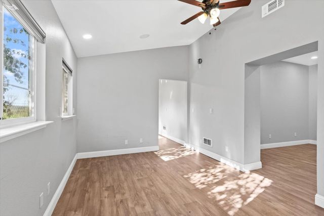 8335 Bailey Rd, Yuba City, CA 95993