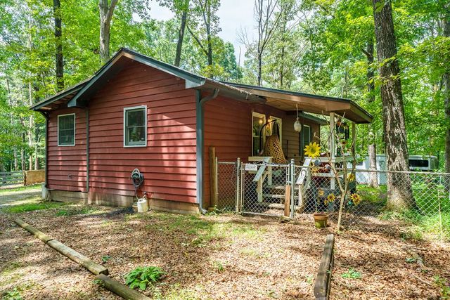237 Rusty Lady Ln, Ellijay, GA 30536