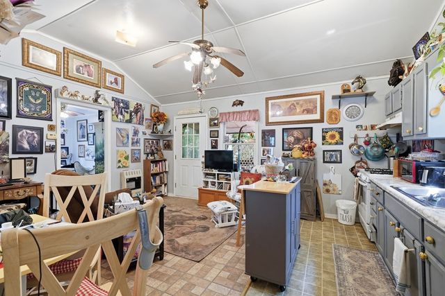 237 Rusty Lady Ln, Ellijay, GA 30536