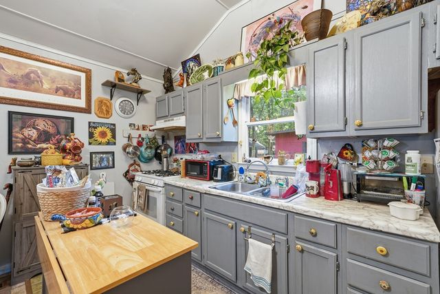 237 Rusty Lady Ln, Ellijay, GA 30536