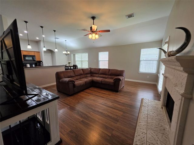 2108 Goldfinch Lane, League City, TX 77573