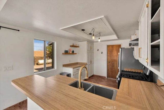 4808 Camarilla Avenue, Yucca Valley, CA 92284