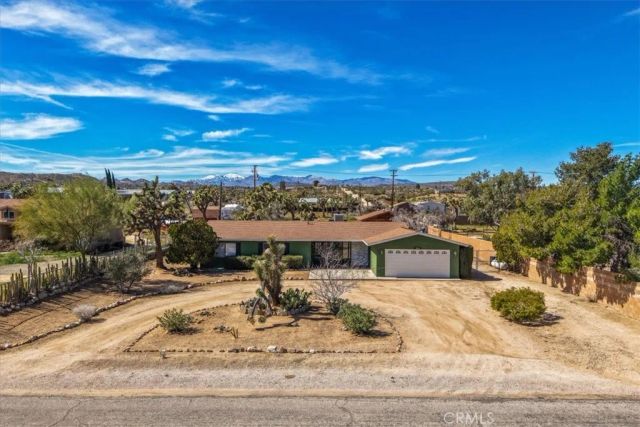 4808 Camarilla Avenue, Yucca Valley, CA 92284