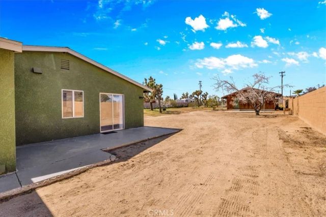 4808 Camarilla Avenue, Yucca Valley, CA 92284