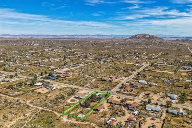 4808 Camarilla Avenue, Yucca Valley, CA 92284