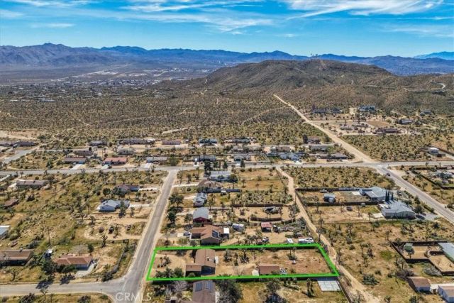 4808 Camarilla Avenue, Yucca Valley, CA 92284