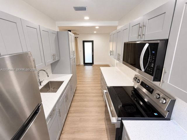 2080 NE 172nd Street 0, North Miami Beach, FL 33162