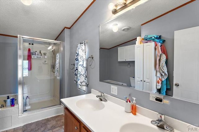 920 E 14th St, La Junta, CO 81050