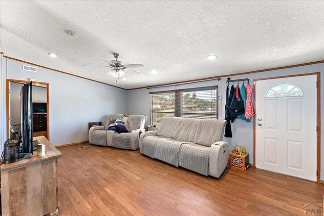 920 E 14th St, La Junta, CO 81050