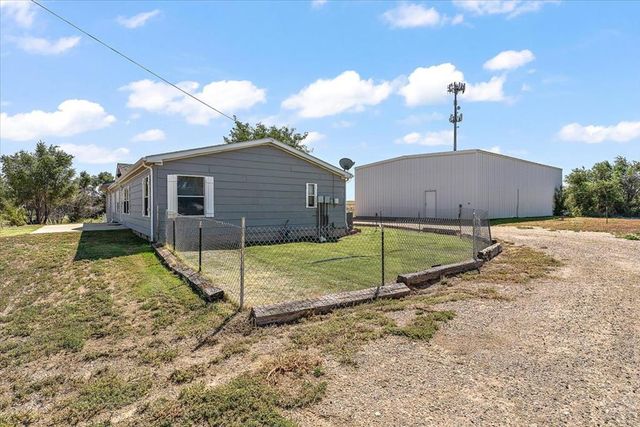 920 E 14th St, La Junta, CO 81050