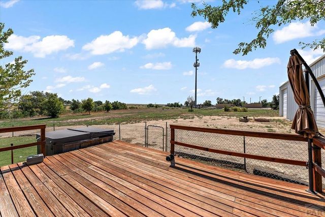 920 E 14th St, La Junta, CO 81050