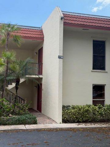 1700 Presidential Way 103, West Palm Beach, FL 33401