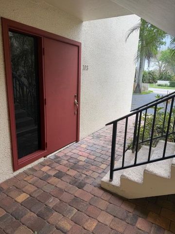 1700 Presidential Way 103, West Palm Beach, FL 33401