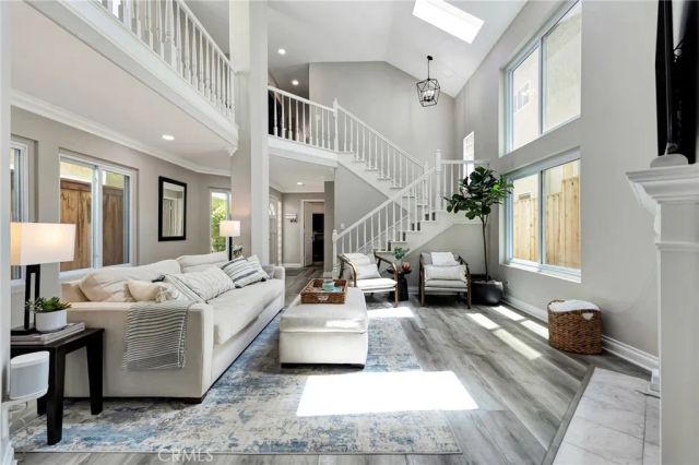1209 Alabama Street, Huntington Beach, CA 92648