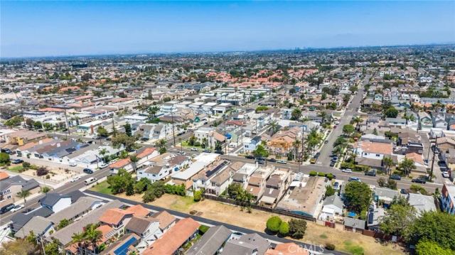 1209 Alabama Street, Huntington Beach, CA 92648